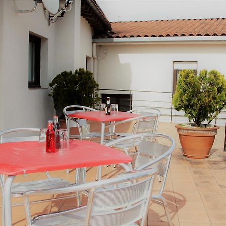 Hotel Restaurante Irubide Alsasua Esterno foto
